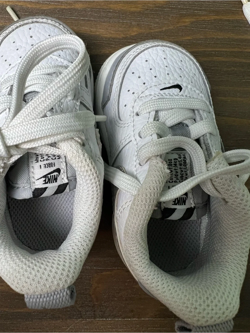Nike Baby Air Force 1 LV8 Toddler Shoes Unisex 4C Lace Up White Wolf Grey